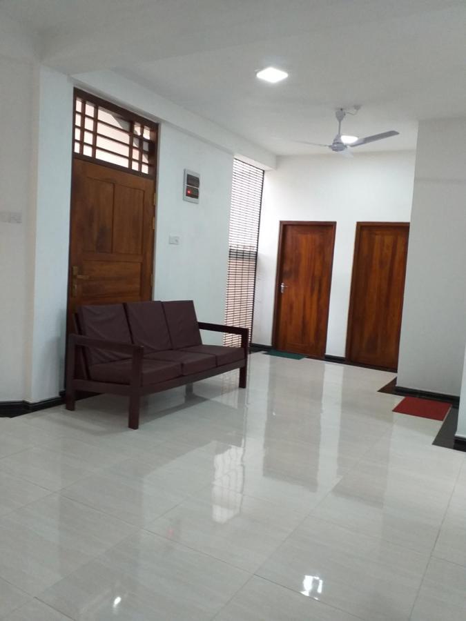 Appartamento Mangohut Joy Anuradhapura Esterno foto